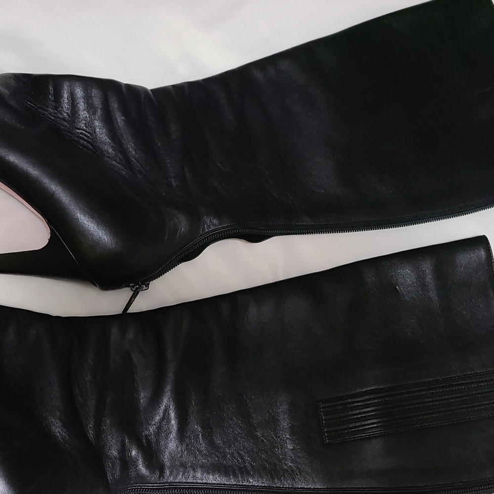 Christian louboutin knee boots